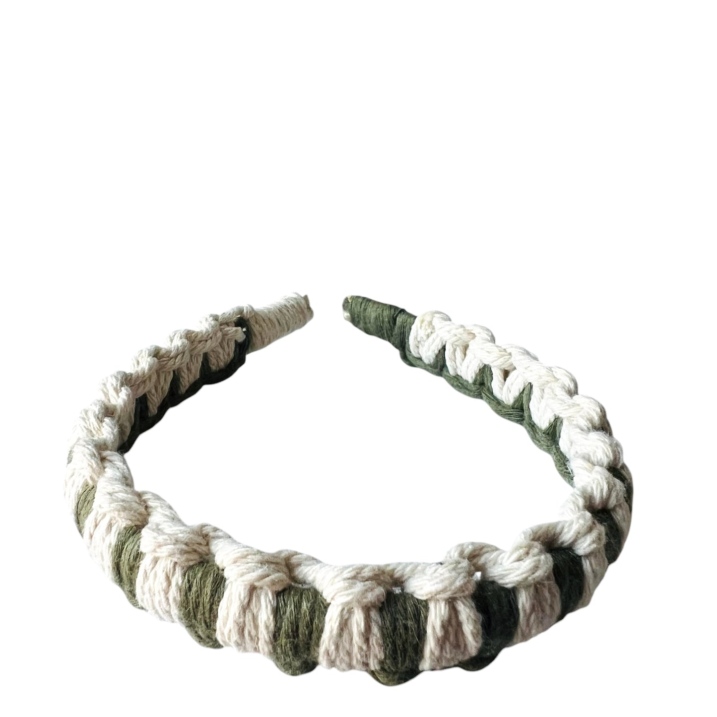 cerchietto basso in macrame' a righe verde oliva e beige grezzo interamente realizzato a mano