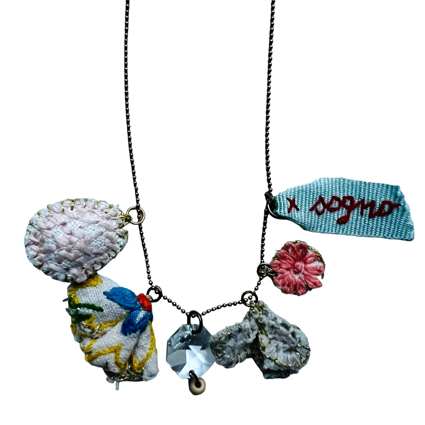 collana lunga PUELLA floreale "sogna"con cristalli e ciondoli ricamati a mano