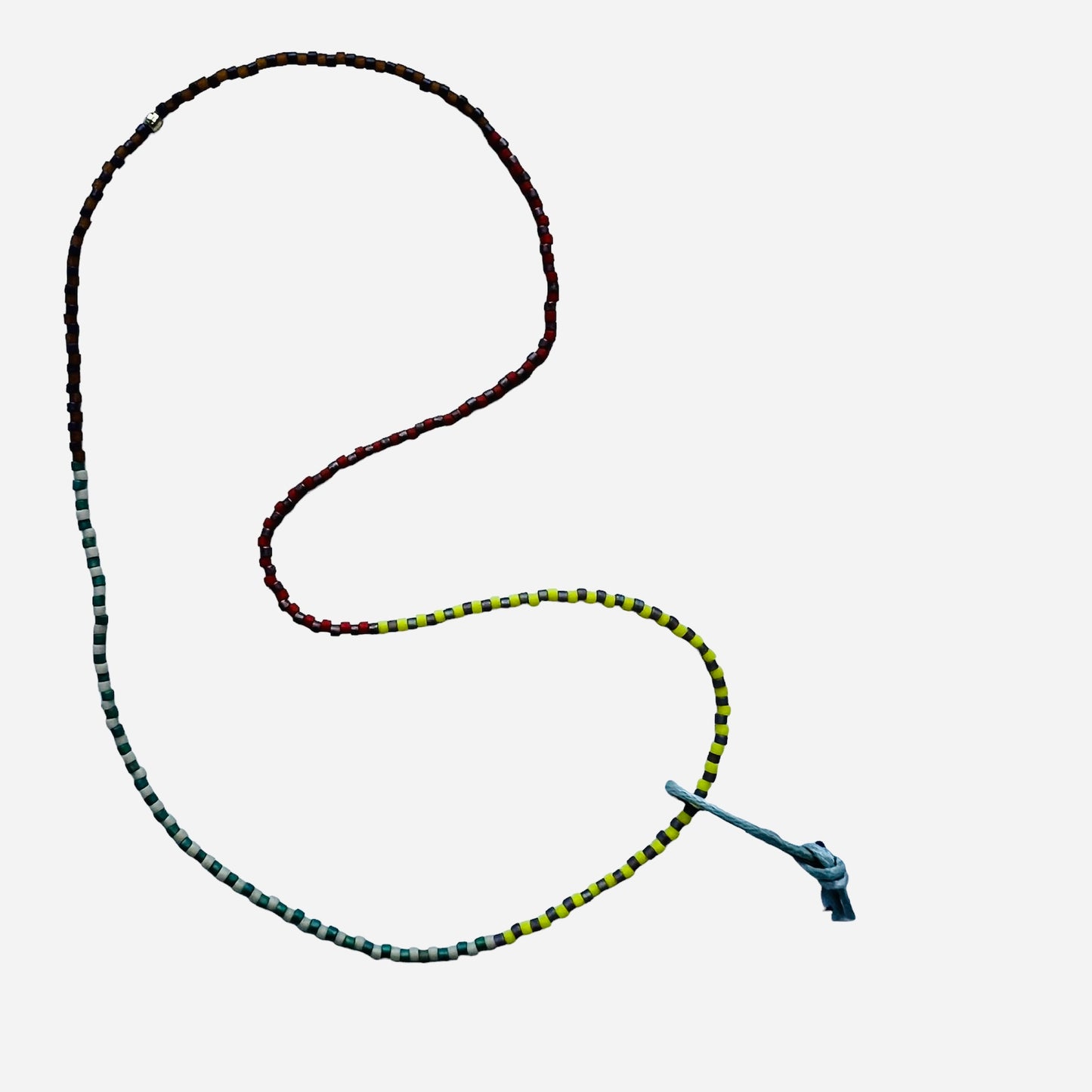 collana LESS. girocollo elastica in preziose perline di vetro giapponese mixate ad arte giallo, rosso, nero e marrone