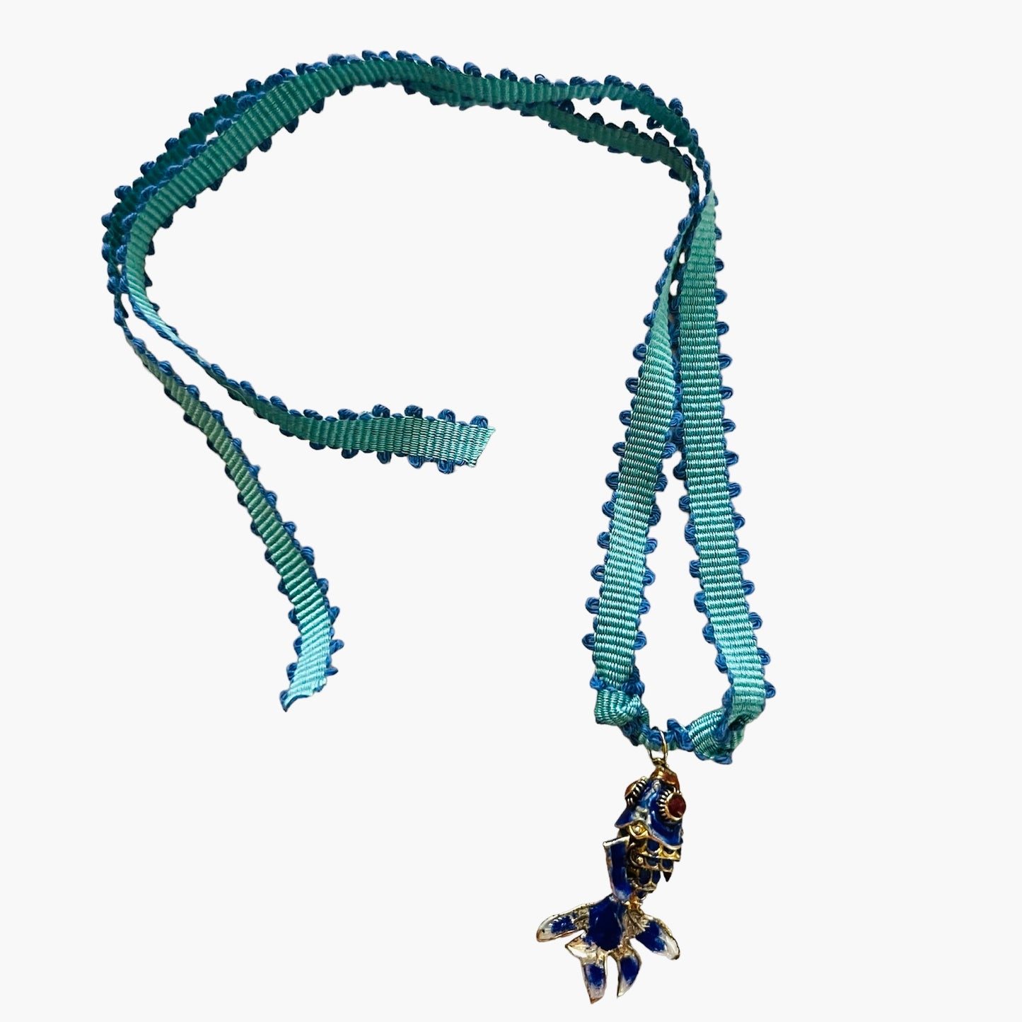 VINTAGE! collana a nastro in gros-grain vintage verde mare con ciondolo-pesce cloisonne' in smalto bluette