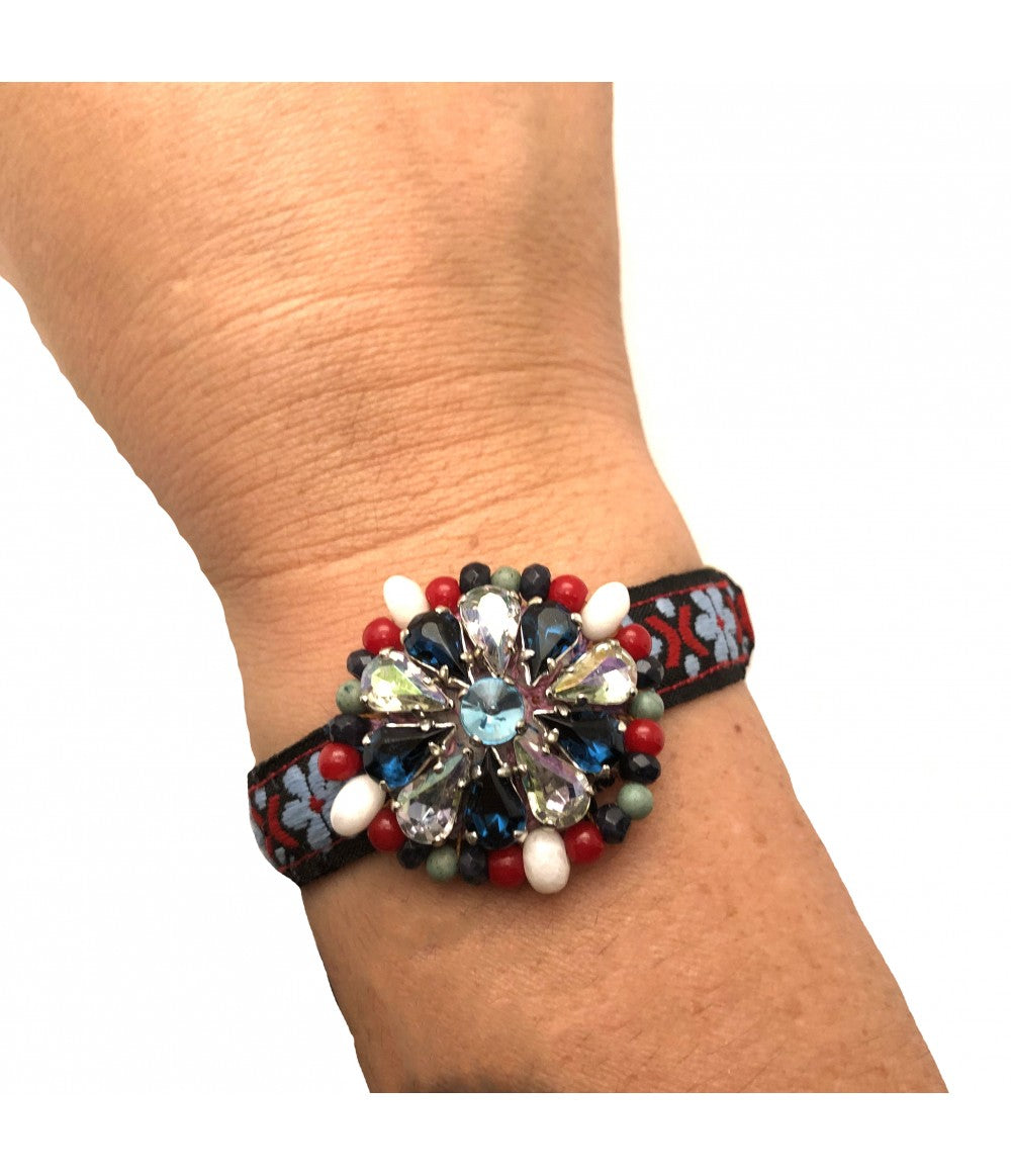 bracciale CHIARA FINI con passamaneria jacquard rosso e blu e ricamo a mano