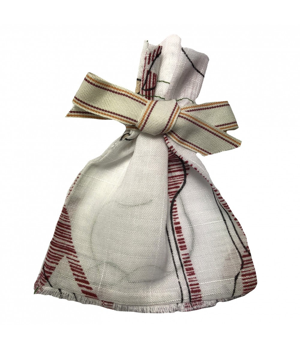 collana lunga CHIARA FINI con cristalli, paillettes e ciondolo pesce ricamato a mano con cristalli e paillettes