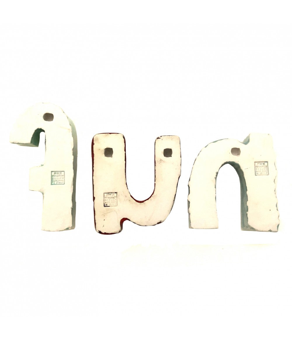 scritta in ceramica MV%CERAMICS DESIGN "fun" colore verde chiaro e rosso