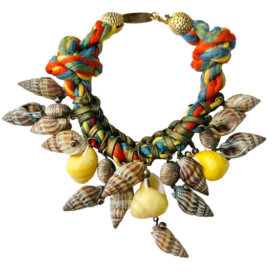 bracciale con cordura multicolore e vere conchiglie